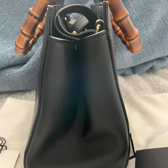 Gucci Nymphaea, Small (Black) - Picture 3 of 15